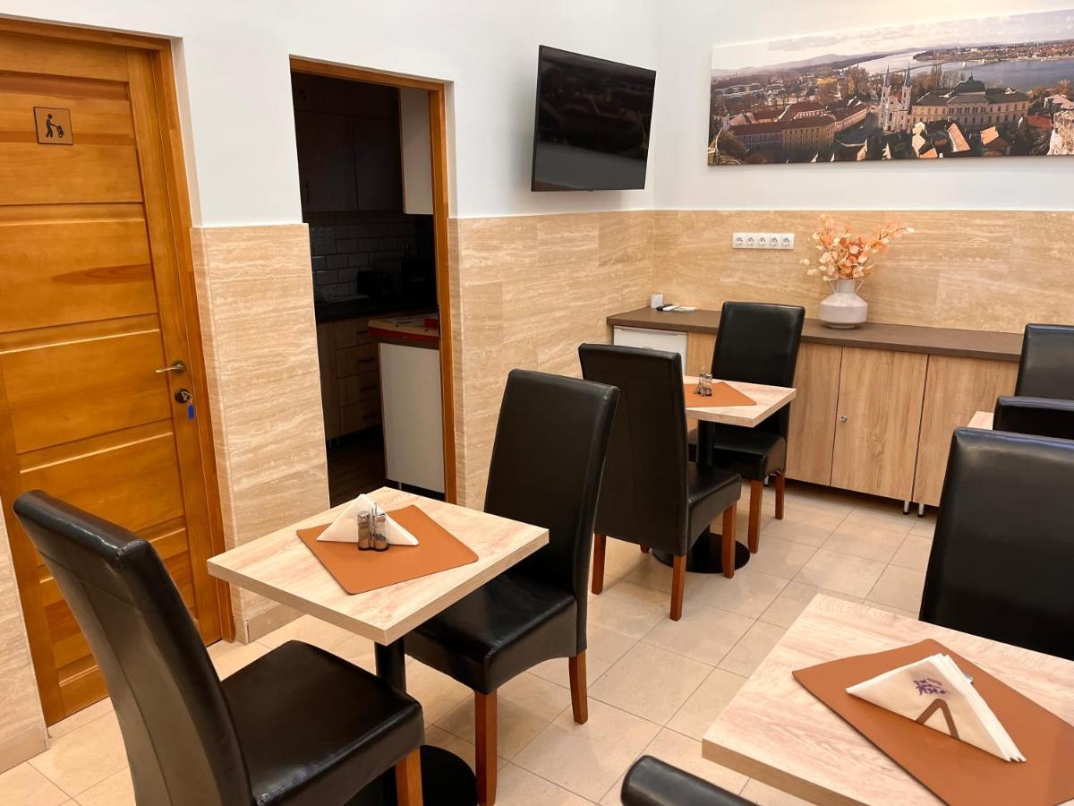 Bed & Breakfast Ehotel *